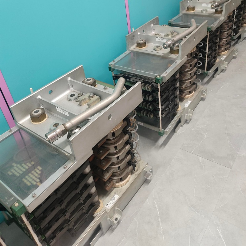 S-073N 3BHB009884R0021(8) ABB S-093N 3BHB009885R0021